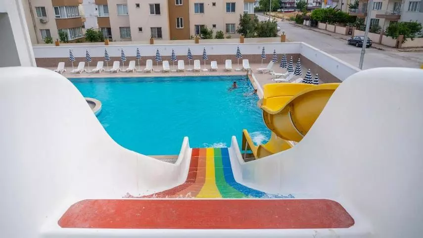 209225195 (Copy).jpg